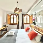 Unique House - Private Spa&Pool -Stayinseville