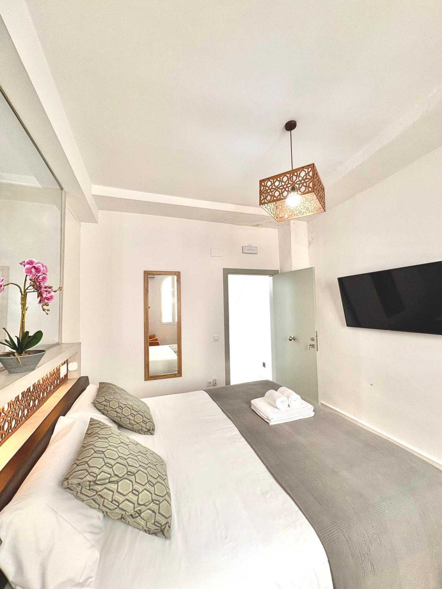 Unique House - Private Spa&pool -stayinseville Holiday home Seville