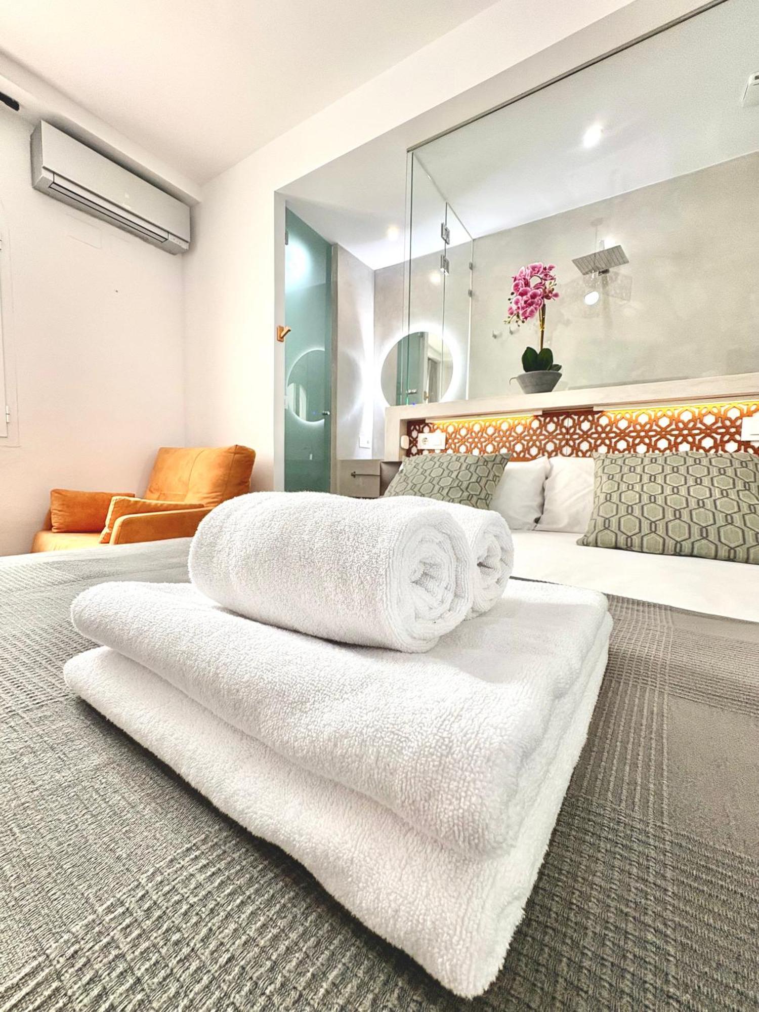 Unique House - Private Spa&pool -stayinseville * Seville