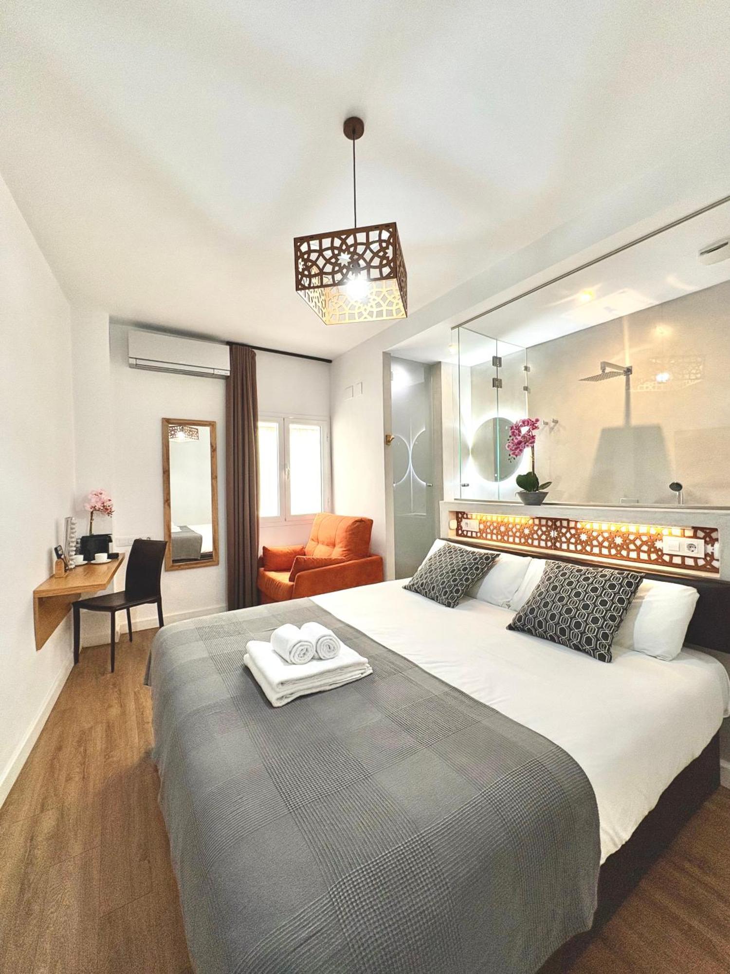 Unique House - Private Spa&pool -stayinseville Holiday home Seville