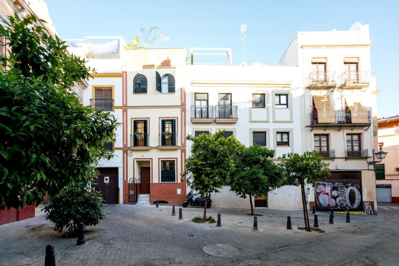 Unique House - Private Spa&pool -stayinseville Holiday home
